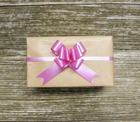 Pink bows for shop presents